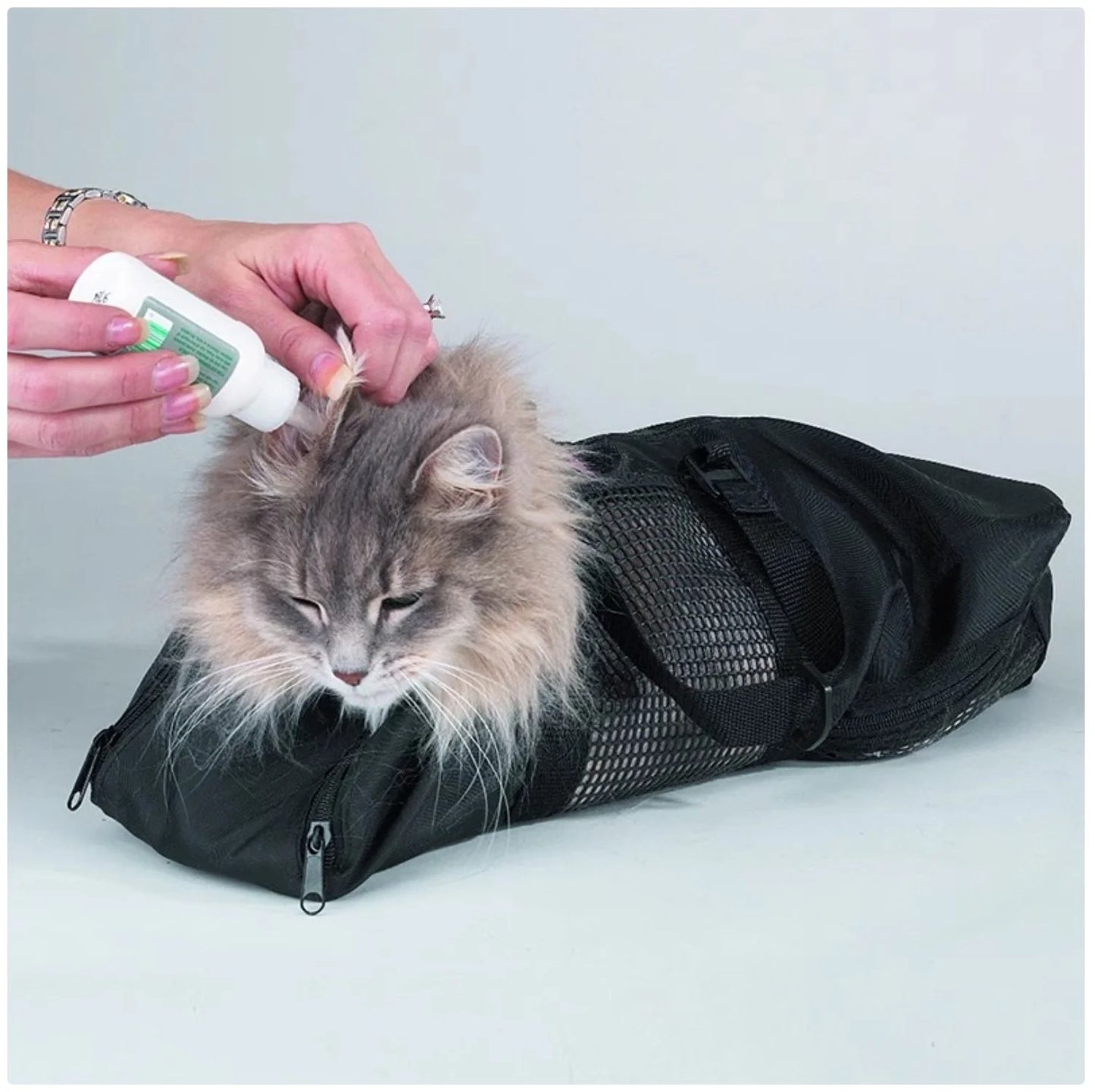 Cat Grooming Restraint Bag - Anti-Scratch Bathing and Washing Solution for Cats